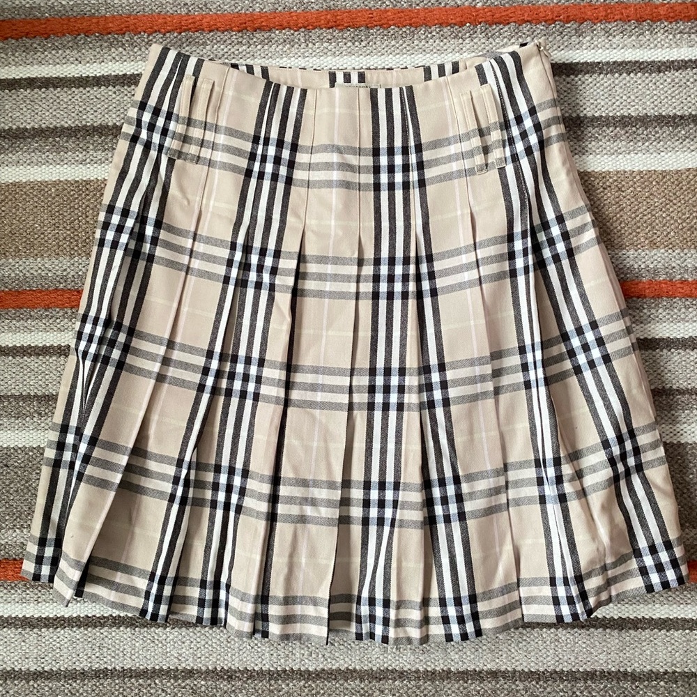 Burberry A-line Box Pleated Signature Plaid Skirt size 12US/8UK